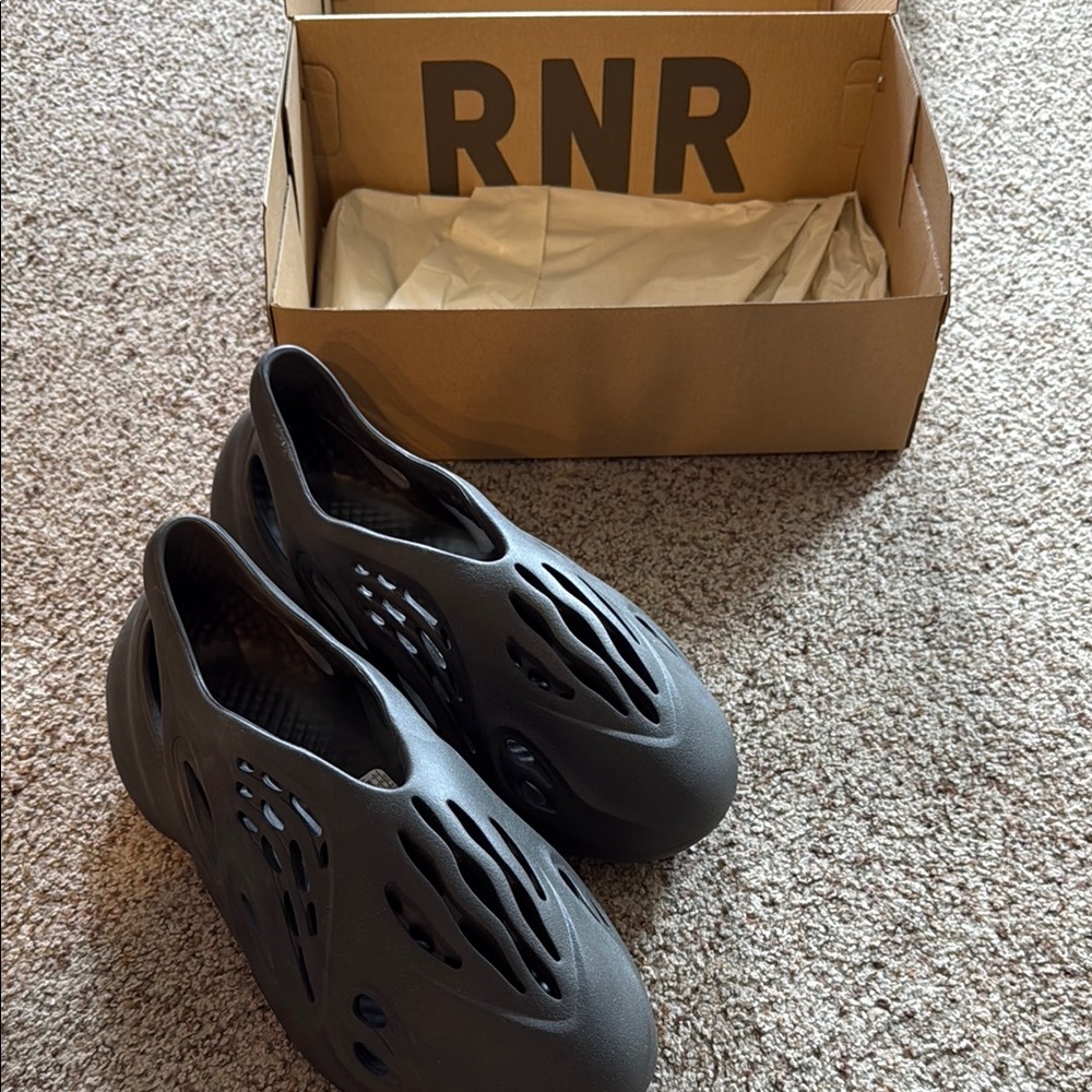 Yeezy Slip-On Foam Runner Shoes